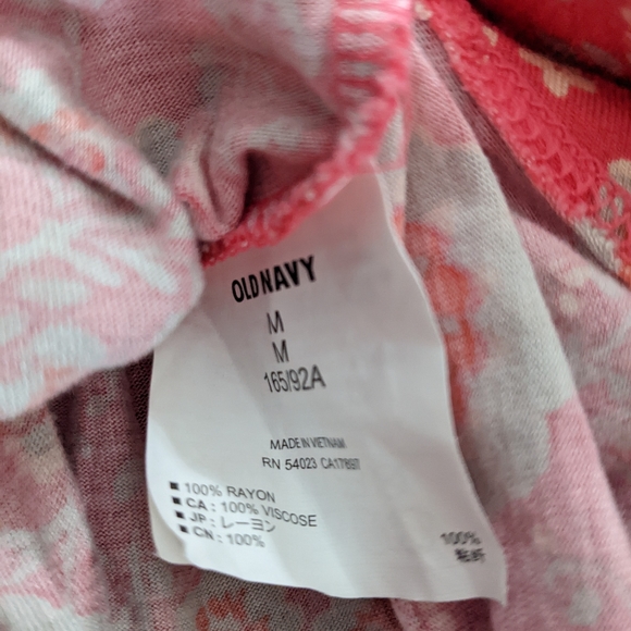 Old Navy top - women size M - Picture 6 of 6